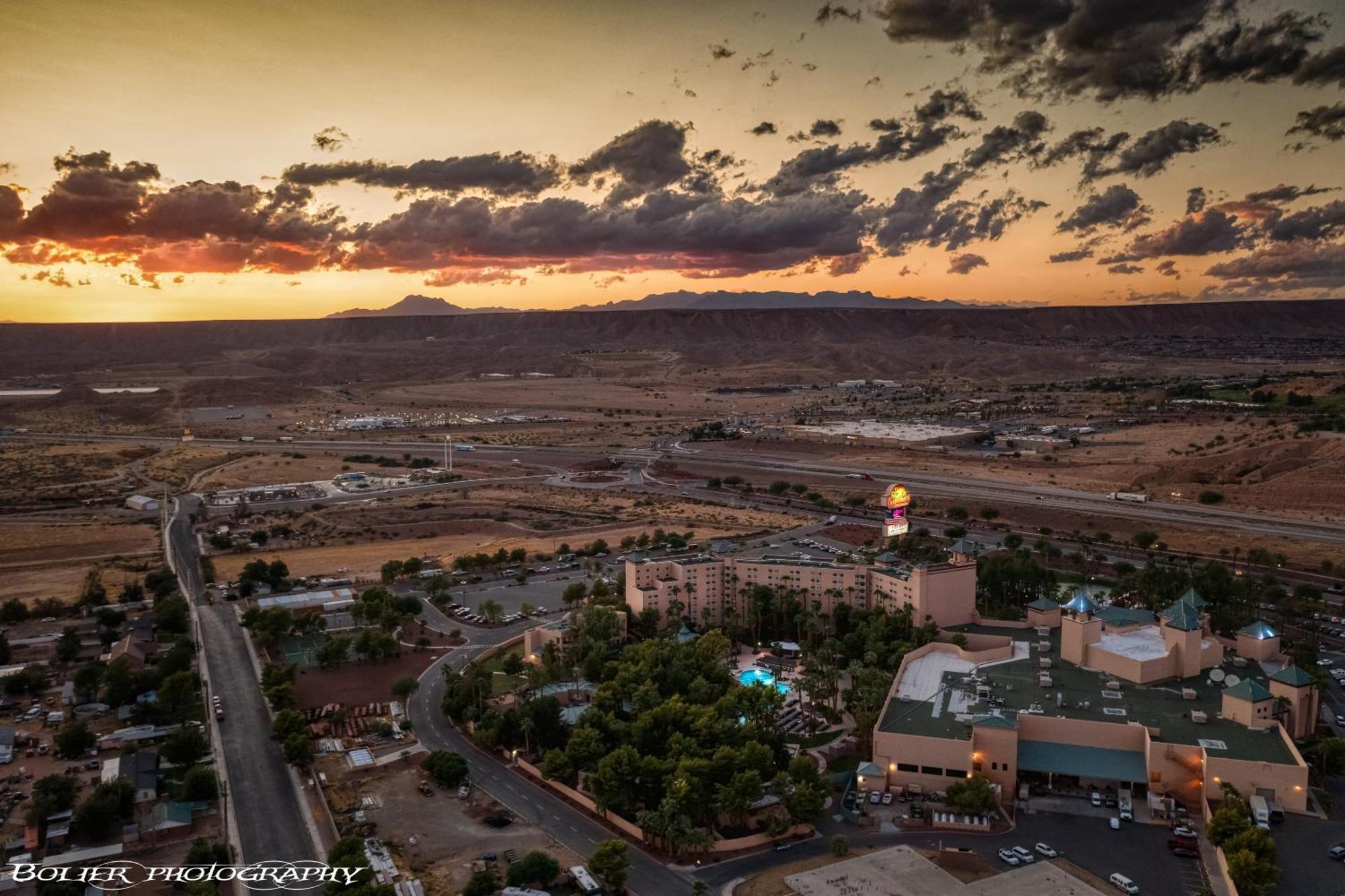 Golfer's Oasis At Hawk Ridge